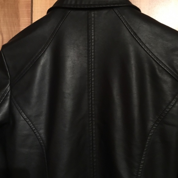 Le Chateau fitted jacket - Picture 6 of 8